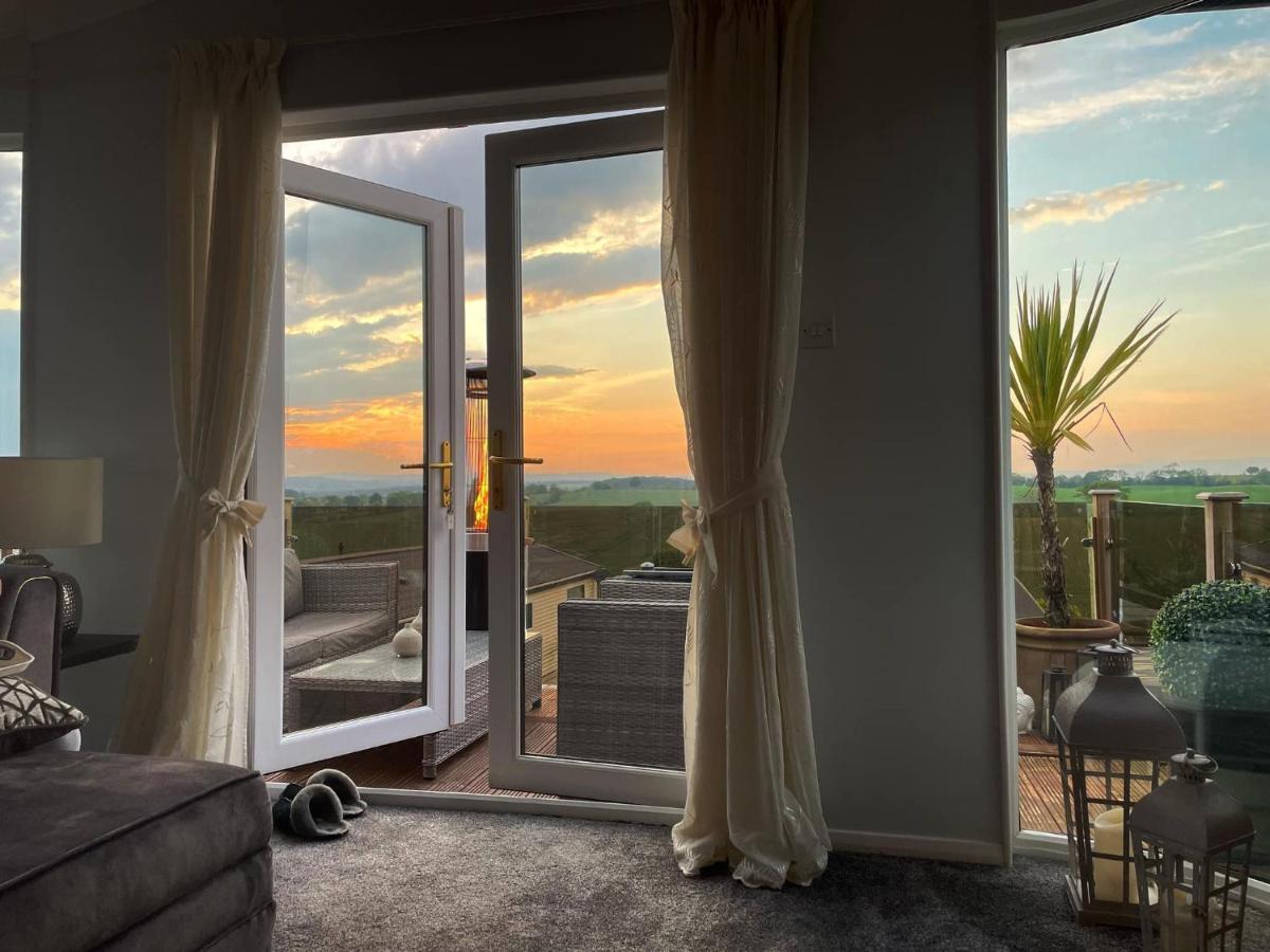Ribble Valley Lodge Retreat جيسبورن المظهر الخارجي الصورة